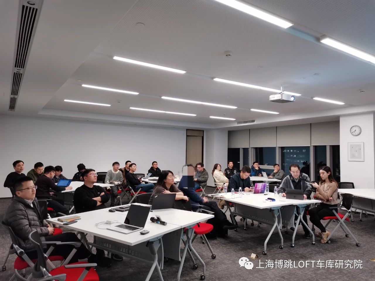 保山杭州LOFT车库专题会